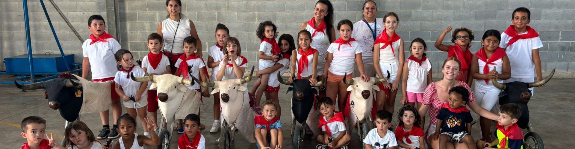 Més de 30 xiquets i xiquetes gaudixen de l’Escola d’Estiu a Santa Magdalena