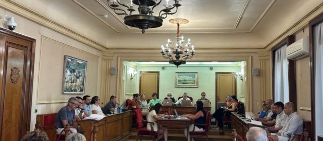Amposta, de les primeres ciutats que regulen els habitatges turístics per adaptar-los a la normativa dels municipis tensionats
