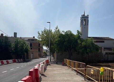 Obres al barranc de Sorolla als Valentins i enderroc d’un habitatge en ruïna a Ulldecona