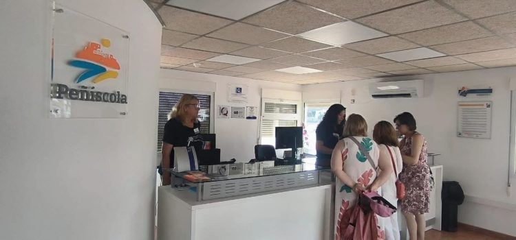 Peñíscola ha atendido, en la primera mitad de la temporada estival, más de 30.000 consultas en las oficinas de información turística
