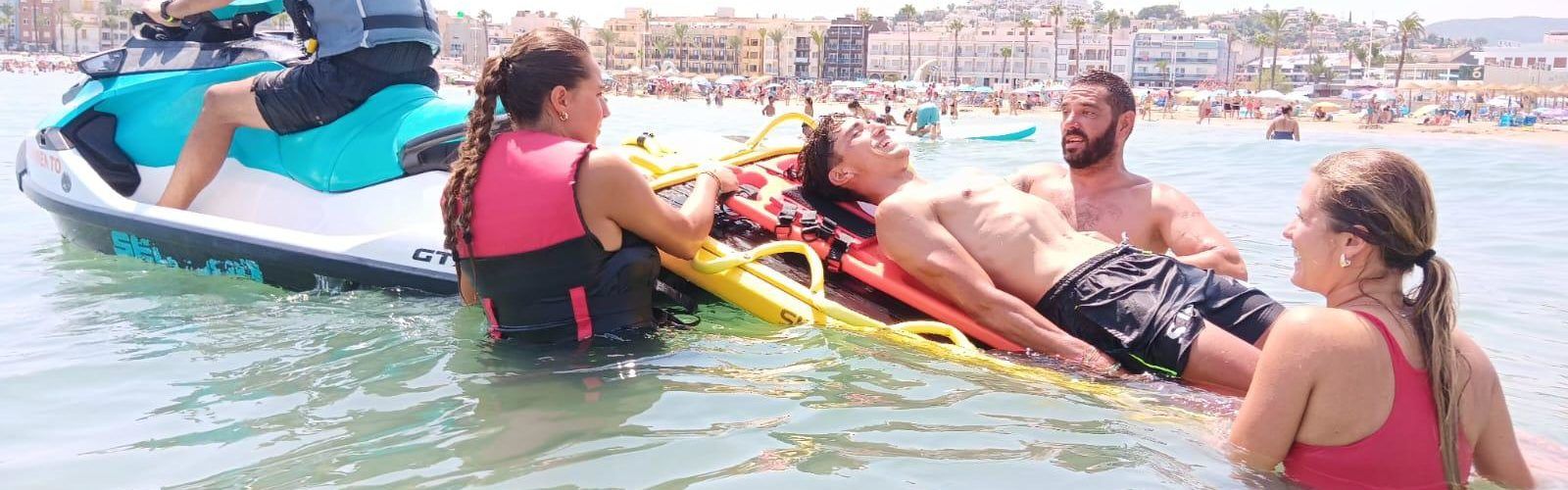 El servei de salvament i socorrisme en platges a Peníscola realitza 249 assistències el mes de juliol
