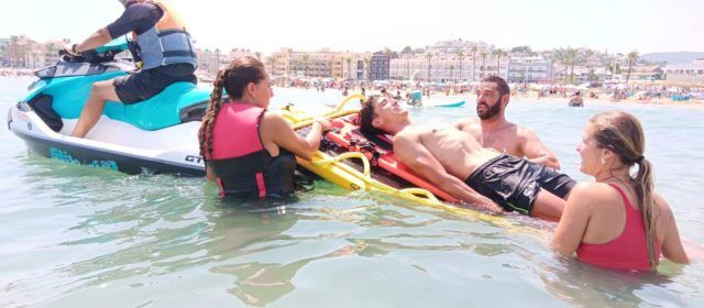 El servei de salvament i socorrisme en platges a Peníscola realitza 249 assistències el mes de juliol