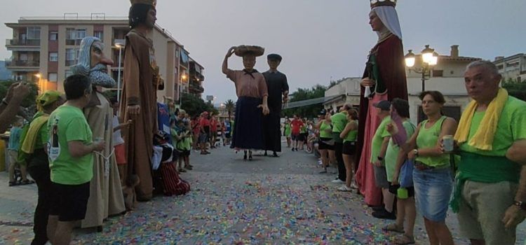 El Tio Gori i la Tia Caballera, en la trobada de gegants de l’Hospitalet de l’Infant
