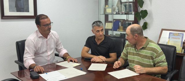El Ayuntamiento de Peñíscola, con la DO de la alcachofa de Benicarló