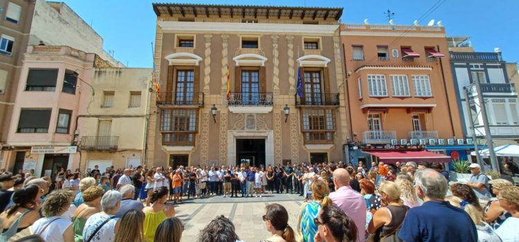 Benicarló expressa el seu condol per la mort de la regidora Arantxa García Roldán