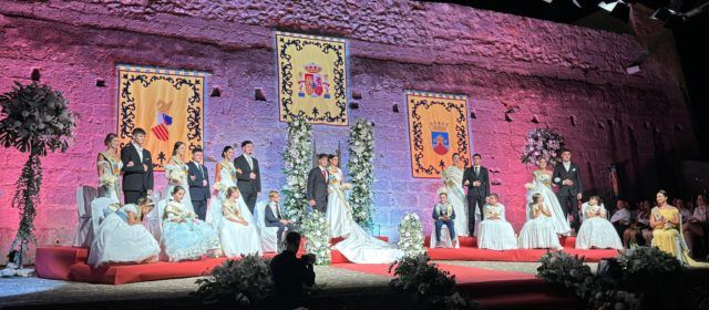 Peñíscola proclama a su Reina y Corte de Honor 2025 en un emotivo acto en el Parque de Artillería