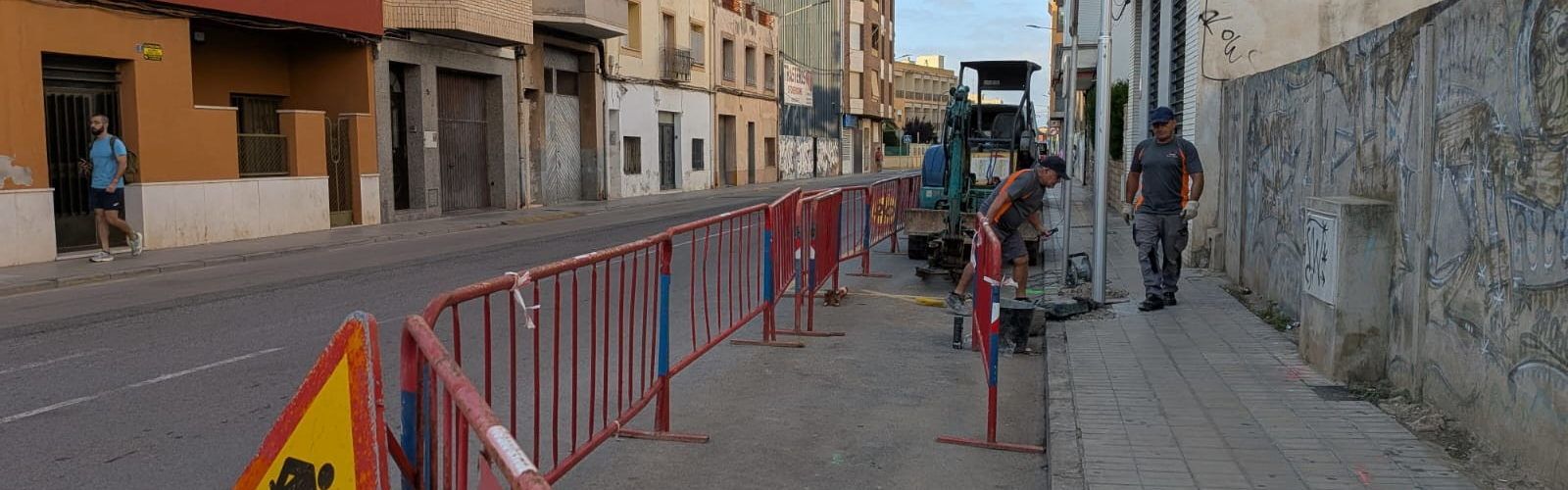 Benicarló comença les obres de renovació de la canonada d’aigua del carrer de Peníscola