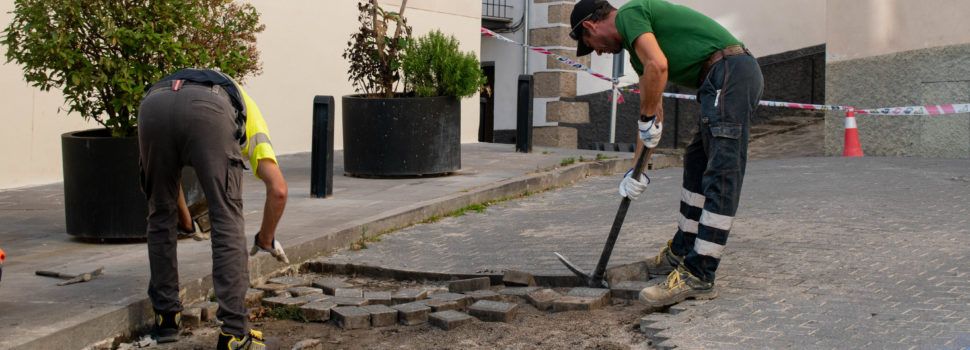 L’Ajuntament de Morella repara els clots de la costa entre el carrer La Font i el planet