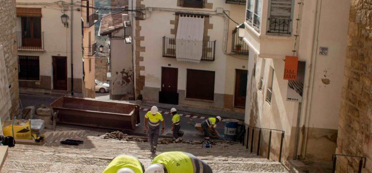 El taller d’ocupació comença la reparació de les costes de Morella