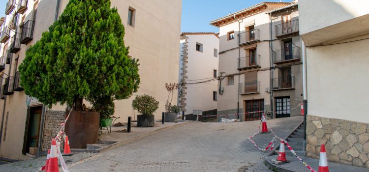 Morella acaba les obres del carrer la Font i reprenen les de Sant Miquel