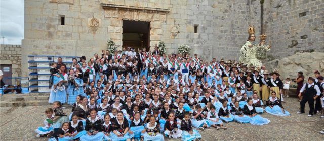 Vídeos i fotos de la processó i les danses de Peníscola