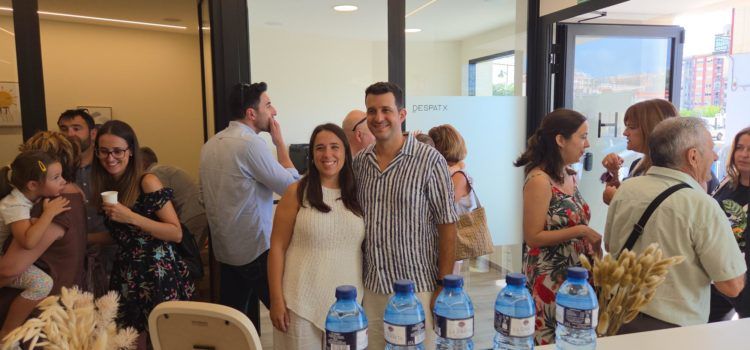 Inauguració de la clínica dental “María Higeo”