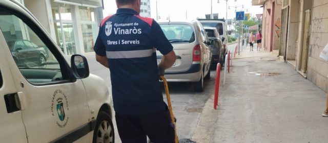 Tapant forats pels carrers