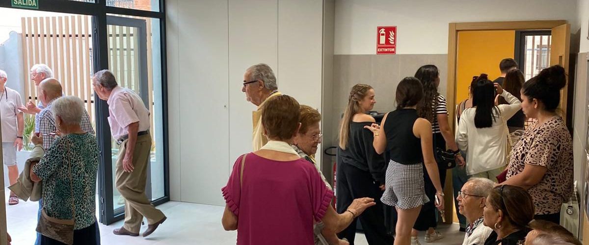 Èxit de la jornada de portes obertes del renovat col·legi de Tírig