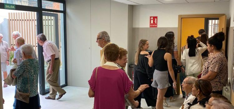 Èxit de la jornada de portes obertes del renovat col·legi de Tírig