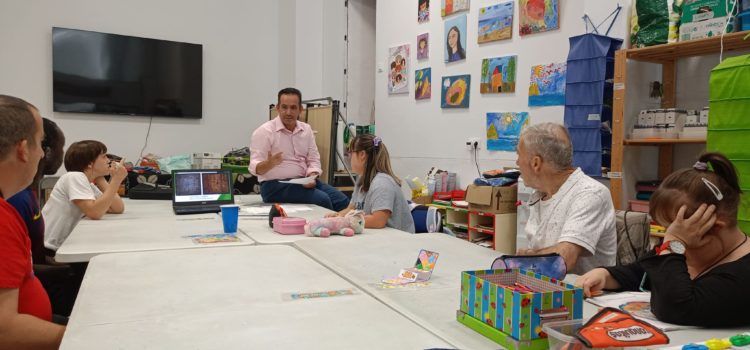 Brito conmemora la Carta Pobla con el alumnado de AFANIAD Maestrat