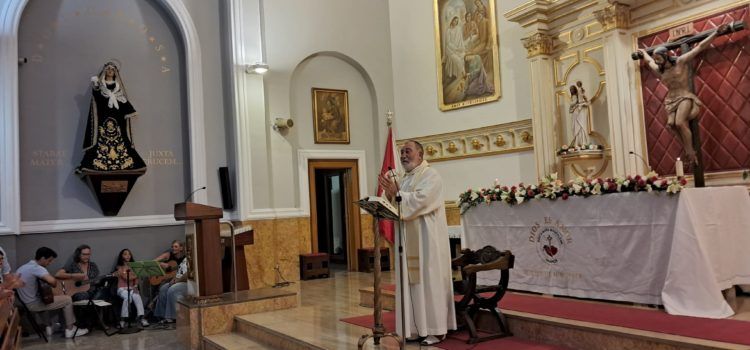 Missa de comiat de Mossèn Cristóbal Zurita amb xiquets i joves