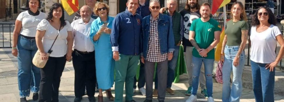 Gran éxito de la primera mesa informativa de VOX en Sant Mateu