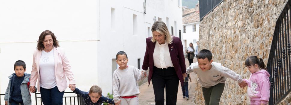 La Diputació de Castelló afavorix la conciliació familiar als pobles més xicotets concedint noves ajudes per al servei de UCF