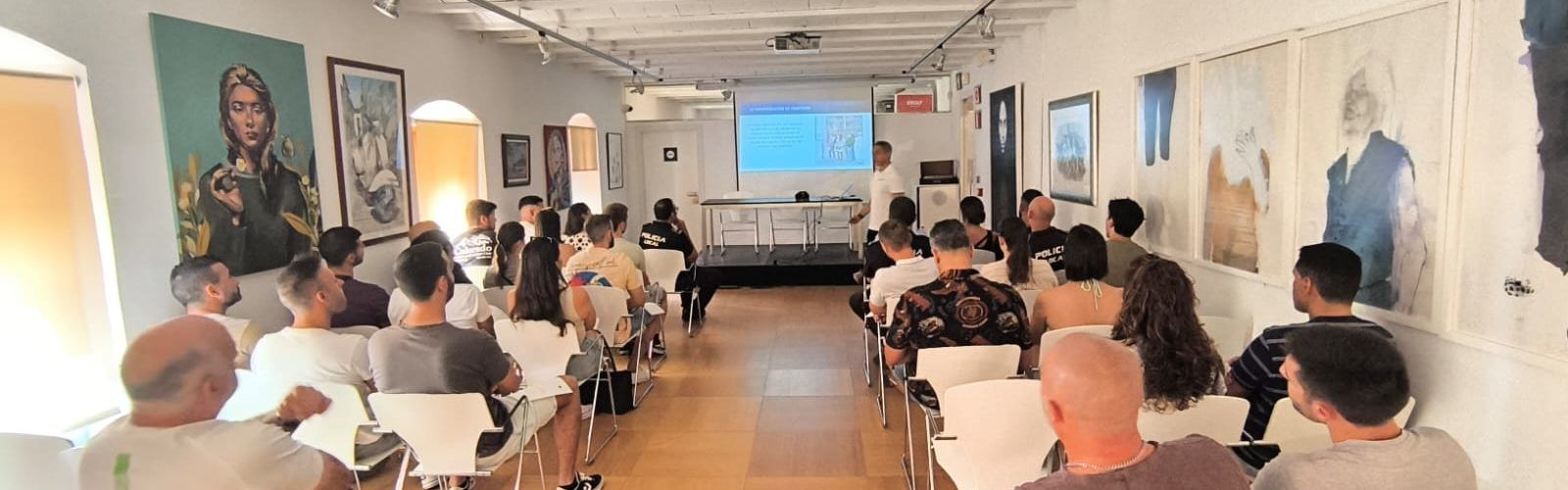 La Policia Local de Benicarló organitza una jornada de formació sobre sistemes d’ocultació