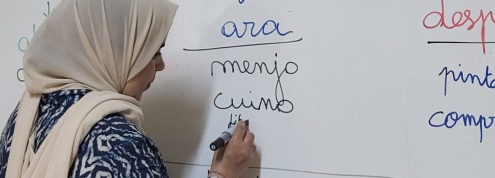 Més de 200 persones participen en formacions en llengua i valors a Amposta