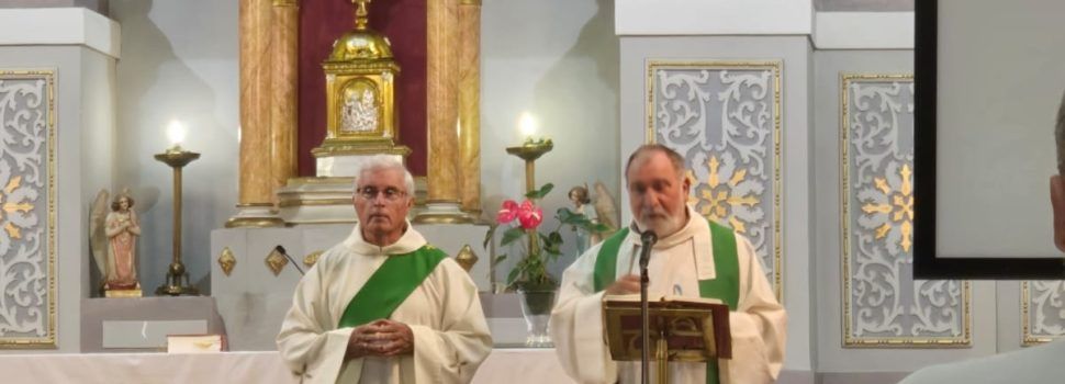 Mossén Cristóbal Zurita pren possessió com a nou rector de l’església de Santa Magdalena