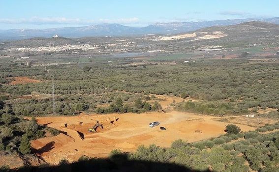 GEPEC – EdC i Salvem lo Montsià inicien una campanya pública per aturar l’ampliació d’una argilera a Ulldecona