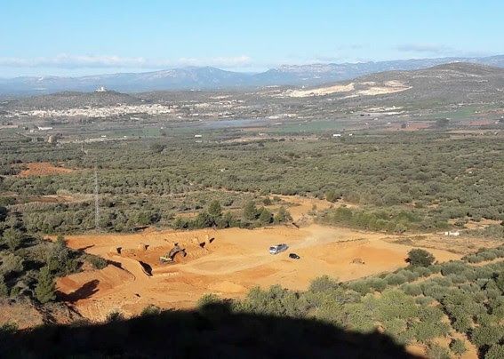 GEPEC – EdC i Salvem lo Montsià inicien una campanya pública per aturar l’ampliació d’una argilera a Ulldecona