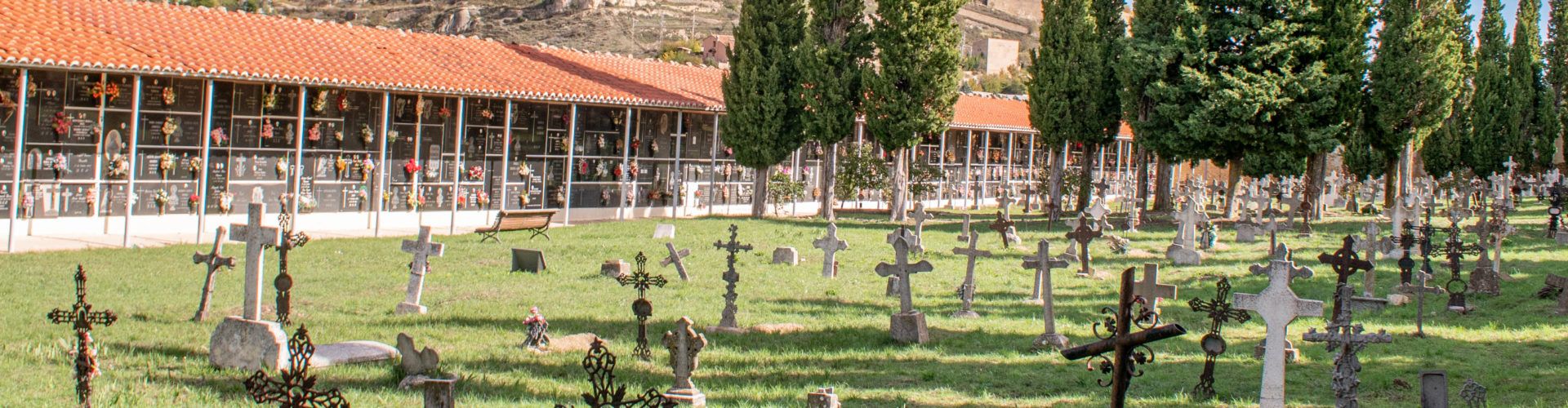 Actuacions de neteja i manteniment als cementeris de Morella de cara a Tots Sants