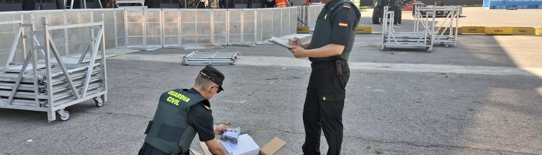 Inspección de material de pirotecnia durante la época estival verano 2025