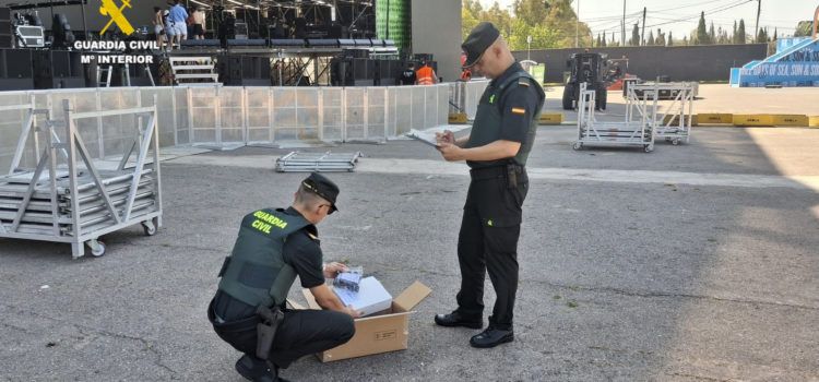 Inspección de material de pirotecnia durante la época estival verano 2025