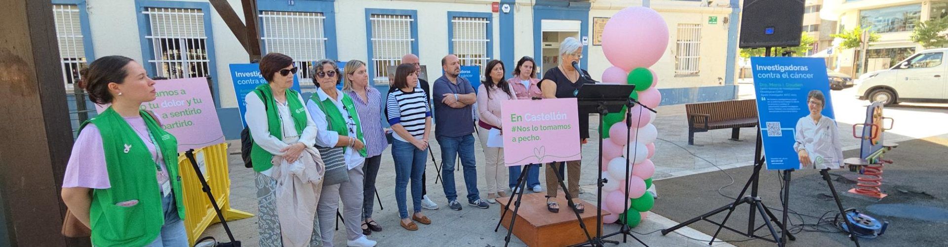 Lectura del manifest pel Dia Internacional del Càncer de Mama