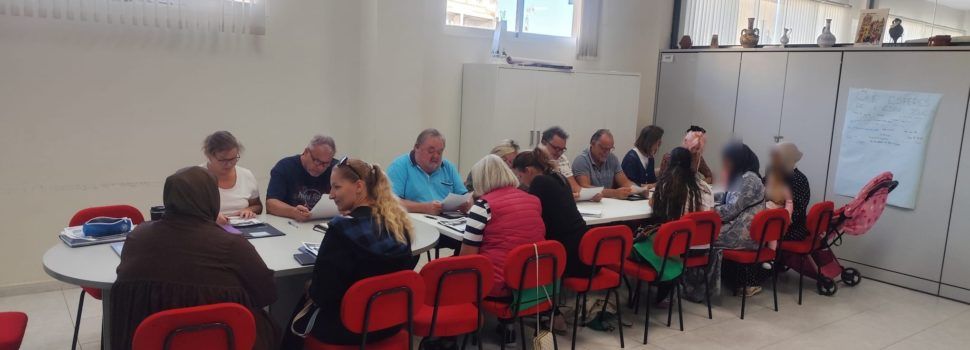 Las Aulas de Acogida arrancan el curso en la Mancomunidad Baix Maestrat para facilitar la integración de personas recién llegadas