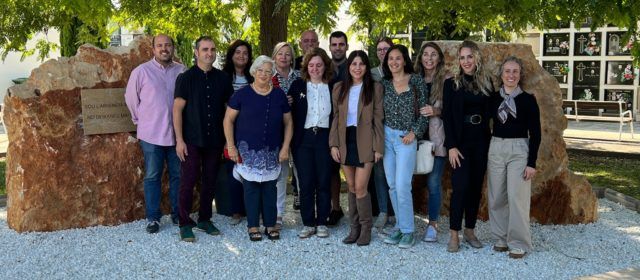 Vinaròs commemora amb un monument al cementeri el Dia Internacional de la Mort Gestacional Perinatal i Neonatal