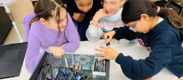 L’Institut Montsià guanya el Premi Alianza Steam pel talent femení al Girl’s Day