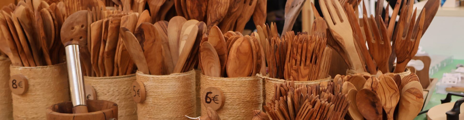 La Sénia torna a convertir-se en el gran aparador de l’artesania i el moble amb la XVII Fira d’Artesania de la Fusta i la XII Festa del Moble