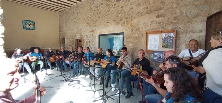 Palanques consolida la Festa del Bureo i el Ball del Corro com a referent cultural de la comarca en un gran ambient