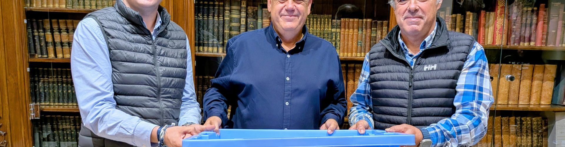 Benicarló i la Confraria de Pescadors signen un conveni per a impulsar la marca ‘Peix de Benicarló’