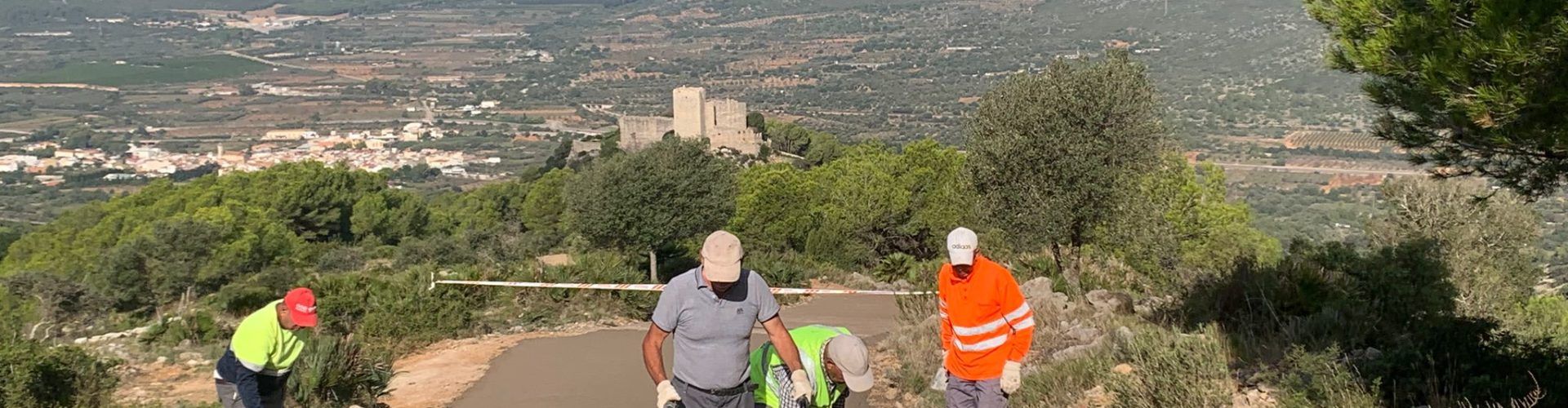 Santa Magdalena adequa l’accés al Castell Polpís per a previndre incendis forestals