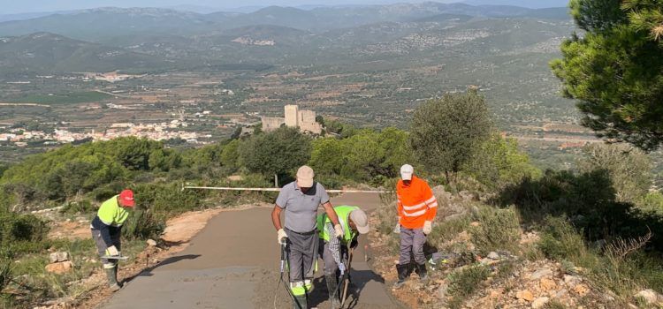 Santa Magdalena adequa l’accés al Castell Polpís per a previndre incendis forestals