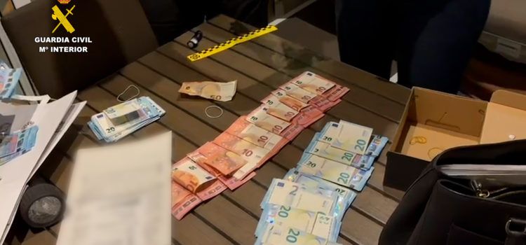 La Guardia Civil desarticula una organización criminal dedicada a la logística de “narcolanchas” y al tráfico de drogas