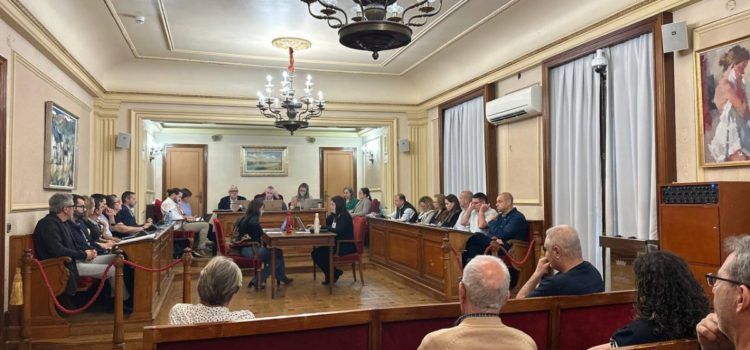 L’Ajuntament d’Amposta aprova el Compte General de 2024, constatant la bona salut econòmica del consistori