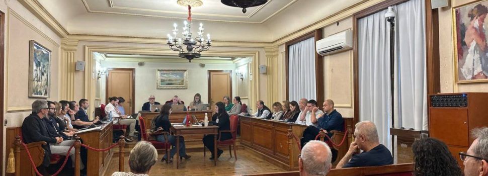L’Ajuntament d’Amposta aprova el Compte General de 2024, constatant la bona salut econòmica del consistori