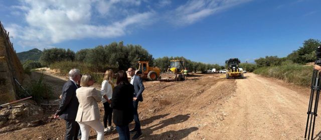 La presidenta de la Diputació visita Amposta, on es calcula en 500.000 euros els danys, per conèixer les conseqüències dels aiguats