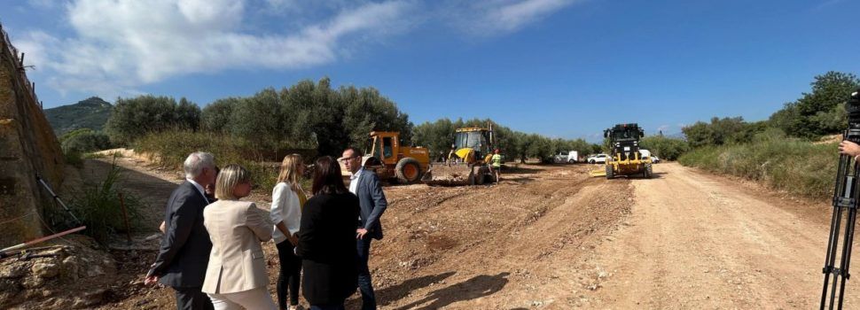 La presidenta de la Diputació visita Amposta, on es calcula en 500.000 euros els danys, per conèixer les conseqüències dels aiguats
