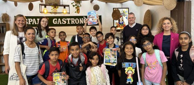 Amposta impulsa el projecte educatiu “Mengem sa, Mengem de Mercat” per apropar els escolars al Mercat Municipal