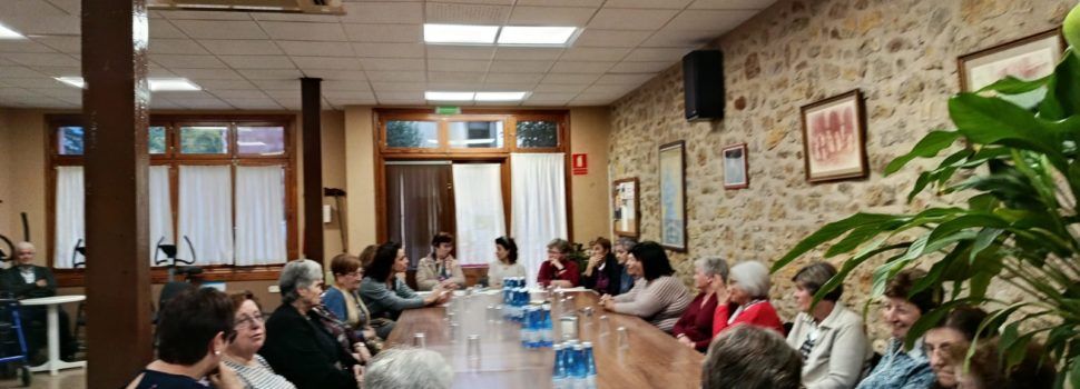 Benassal dona protagonisme a les dones rurals amb una tertúlia sobre la matança