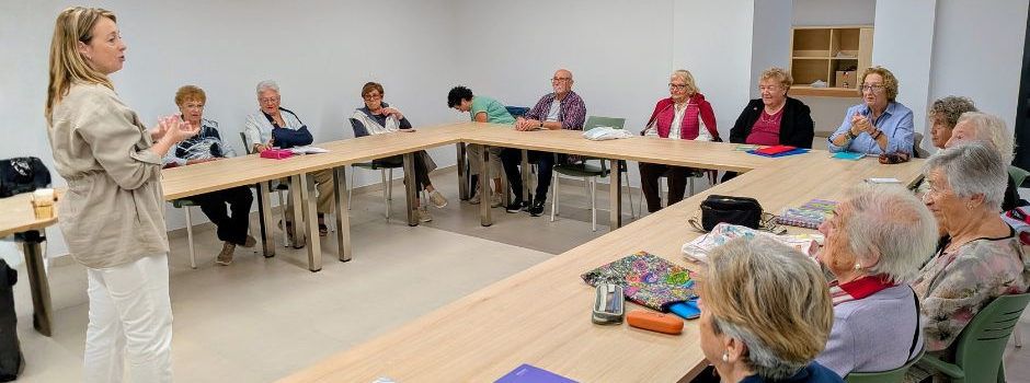 La Universitat Popular de Benicarló inicia el curs 2025-2026 amb 529 alumnes i tots els grups complets