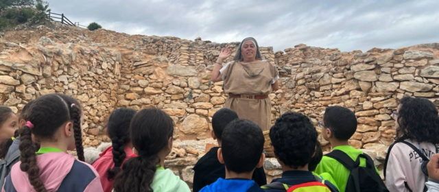 Tornen les visites dinamitzades per als escolars al Puig de la Nau de Benicarló