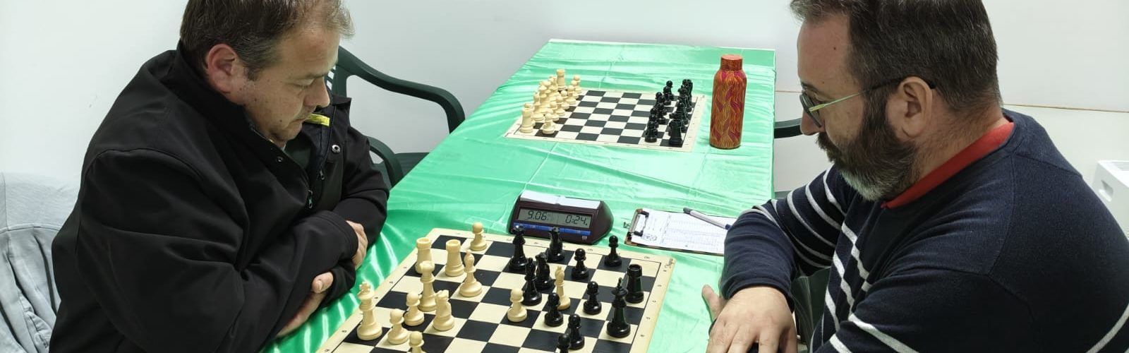 Enoc Altabás lidera en solitari  el torneig Social del Club Ajedrez Benicarló